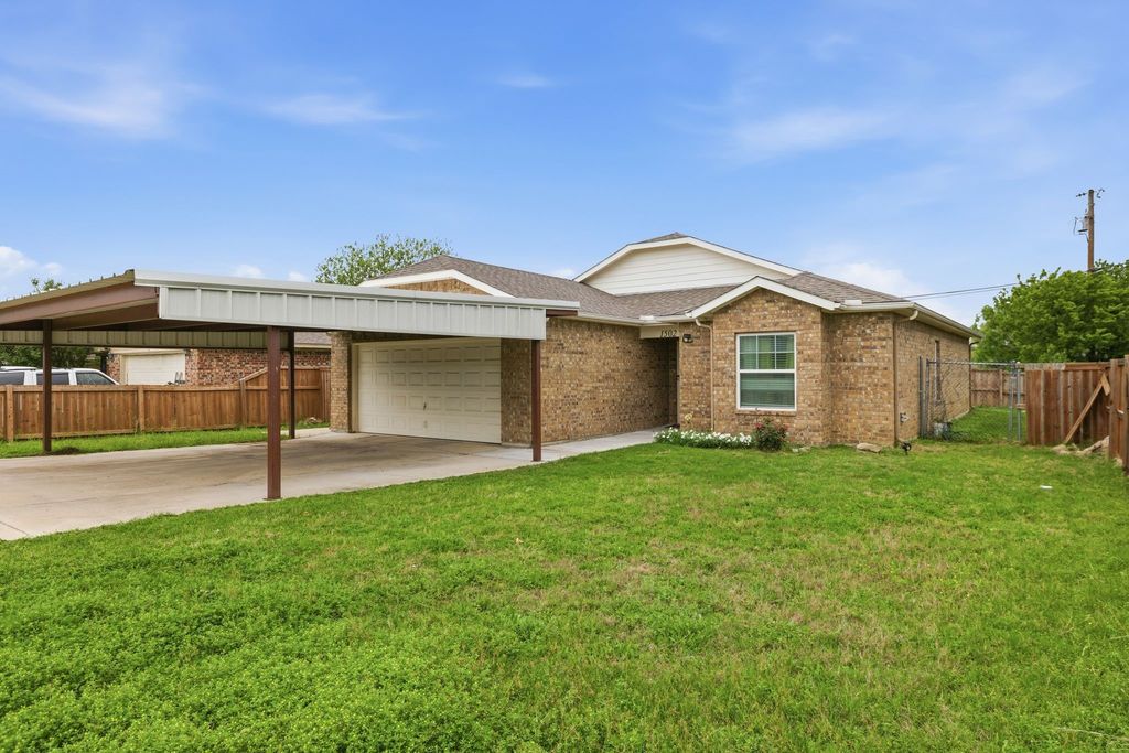 1502 SE 19th Avenue, Mineral Wells, TX 76067
