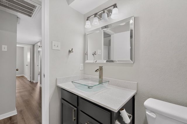 13786 Brookgreen Circle, Dallas, TX 75240