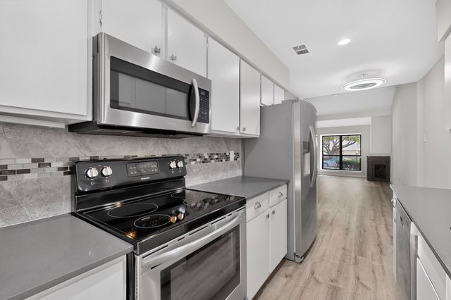 13786 Brookgreen Circle, Dallas, TX 75240