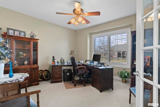 2608 WESTPORT Drive, Springfield, IL 62711