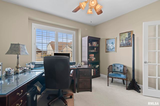 2608 WESTPORT Drive, Springfield, IL 62711