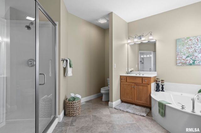 2608 WESTPORT Drive, Springfield, IL 62711