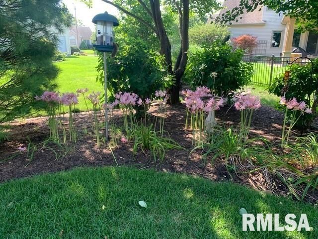 2608 WESTPORT Drive, Springfield, IL 62711