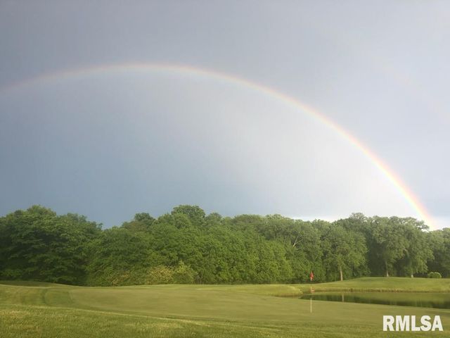 2608 WESTPORT Drive, Springfield, IL 62711