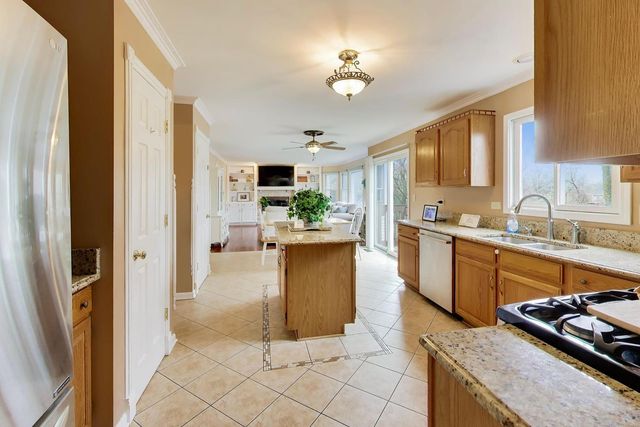 1474 Knottingham Drive, Gurnee, IL 60031