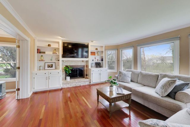 1474 Knottingham Drive, Gurnee, IL 60031