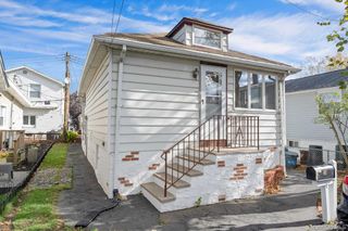 24 Magnolia Place 24, Bronx, NY 10465