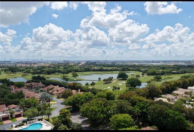 4934 NW 94th Doral Pl, Doral, FL 33178