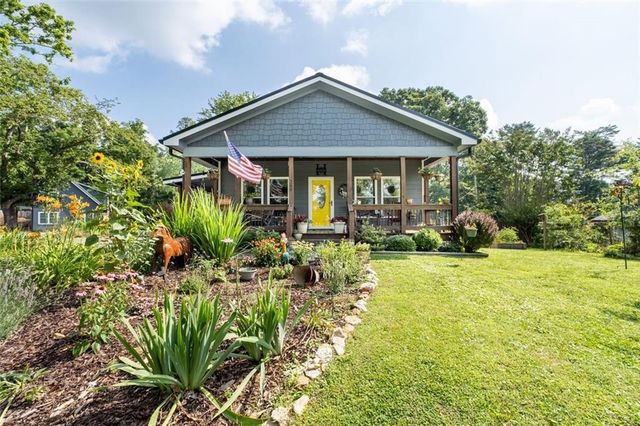 245 Lucille Avenue, Ellijay, GA 30540