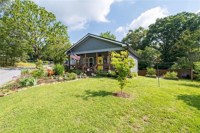 245 Lucille Avenue, Ellijay, GA 30540