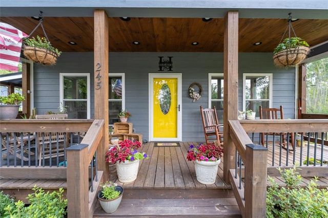 245 Lucille Avenue, Ellijay, GA 30540