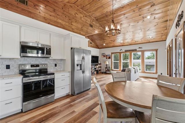 245 Lucille Avenue, Ellijay, GA 30540