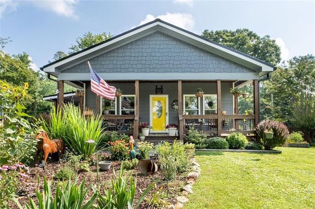 245 Lucille Avenue, Ellijay, GA 30540