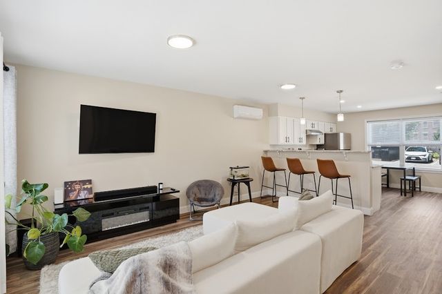 50 MAVIS Street 1, Pawtucket, RI 02860