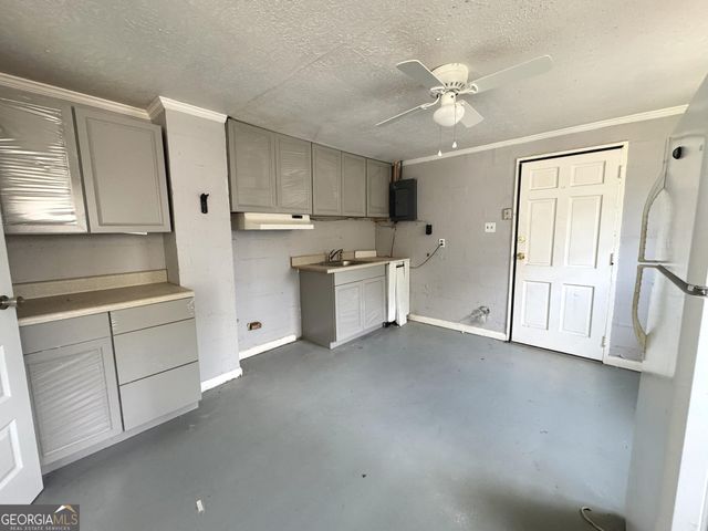 1418 E Roosevelt Avenue, Albany, GA 31705