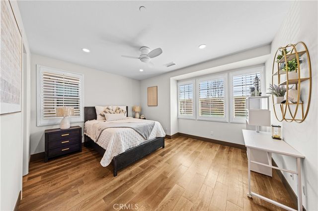 127 Cruiser, Irvine, CA 92618