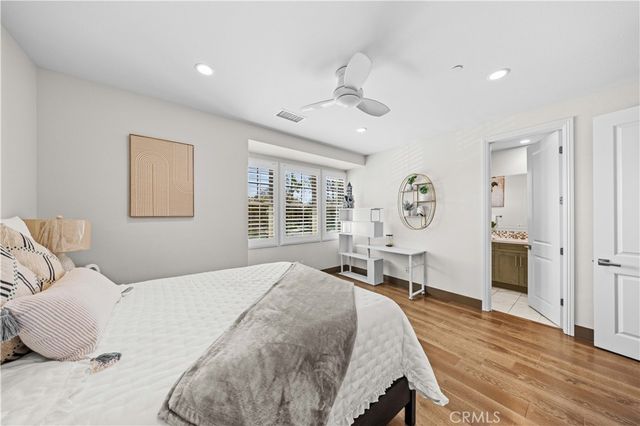 127 Cruiser, Irvine, CA 92618
