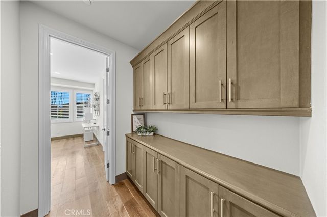 127 Cruiser, Irvine, CA 92618