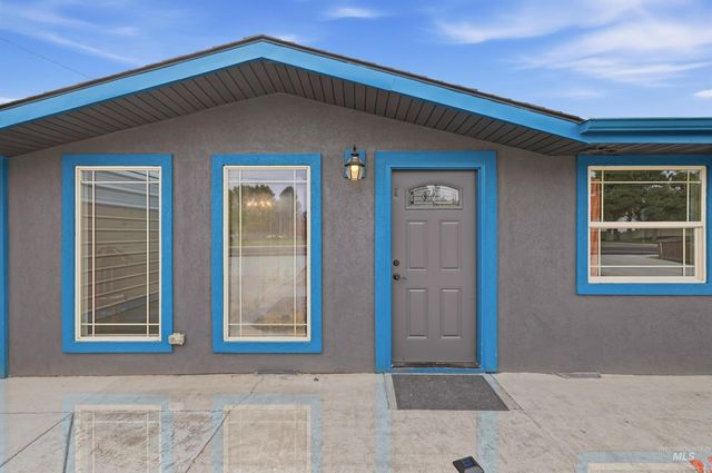 719 W Iowa Ave, Nampa, ID 83686
