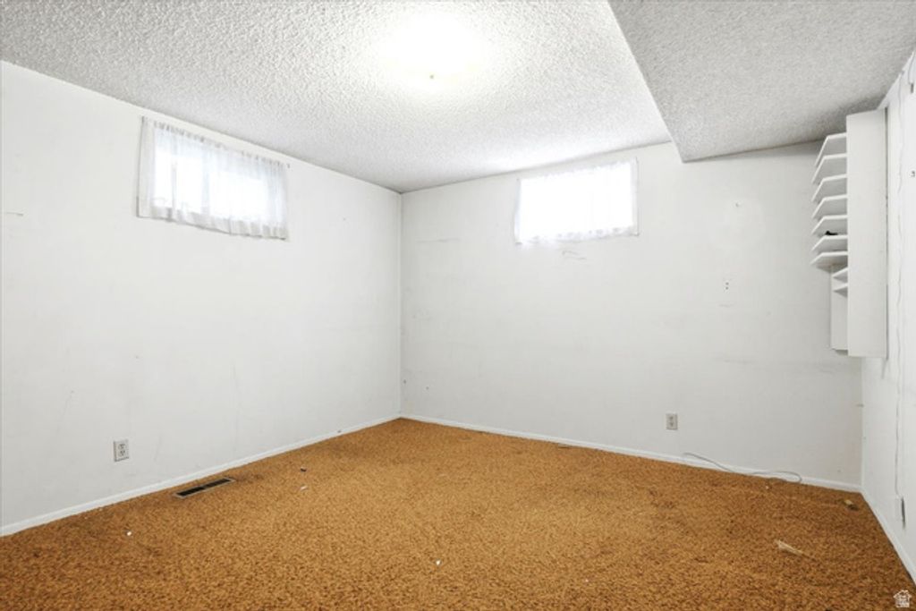 Image 17 of property listing at 827 E 400 S, Orem, UT 84097