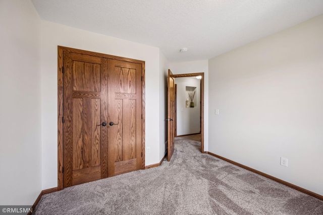 31476 147th Street NW, Princeton, MN 55371