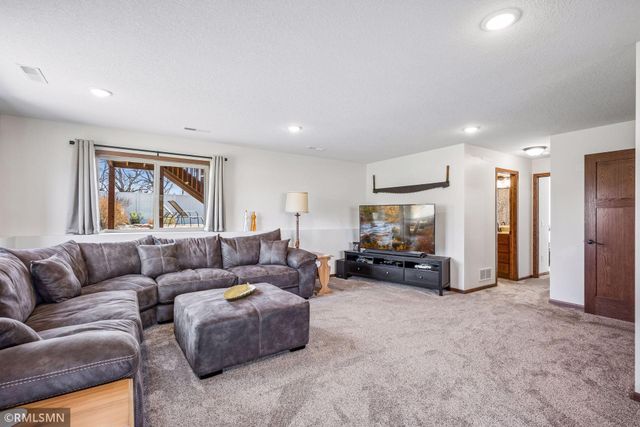 31476 147th Street NW, Princeton, MN 55371