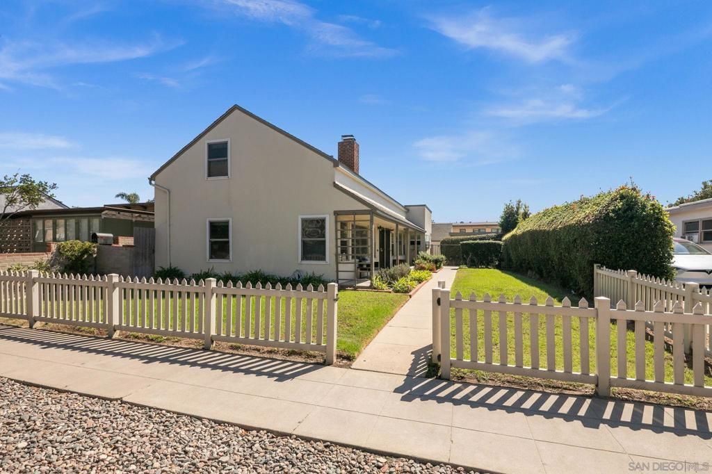 827 829 Law, San Diego, CA 92109 — exterior