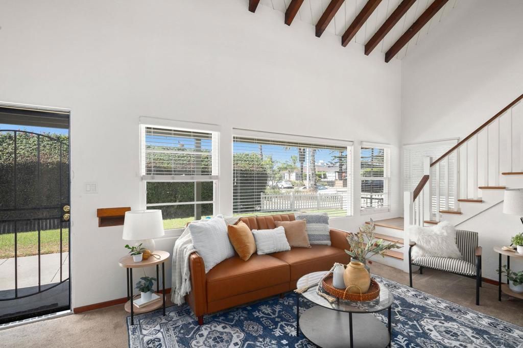 827 829 Law, San Diego, CA 92109 — photo 5