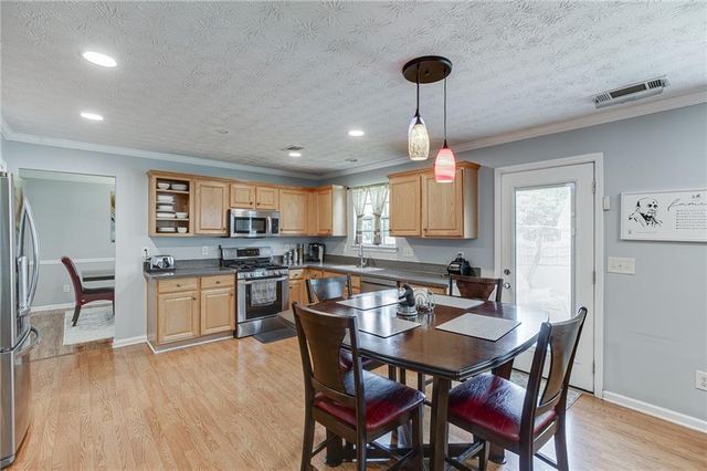 3662 Bay Cove Court, Loganville, GA 30052