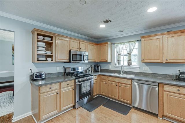 3662 Bay Cove Court, Loganville, GA 30052