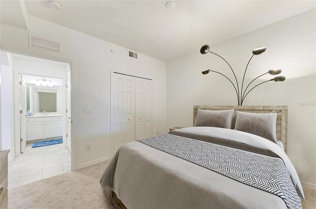 18114 GAWTHROP DRIVE 204, Bradenton, FL 34211