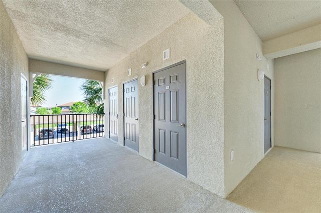 18114 GAWTHROP DRIVE 204, Bradenton, FL 34211