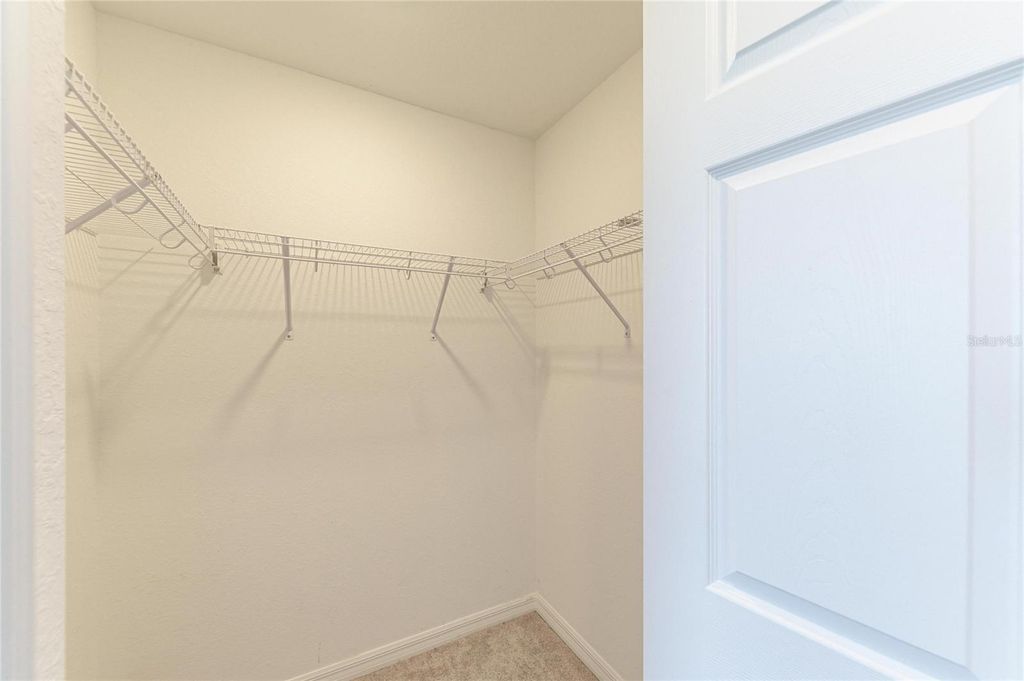 Image 28 of property listing at 18114 GAWTHROP DRIVE 204, Bradenton, FL 34211