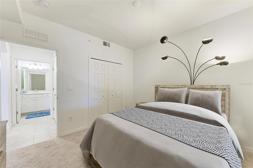 Image 29 of property listing at 18114 GAWTHROP DRIVE 204, Bradenton, FL 34211