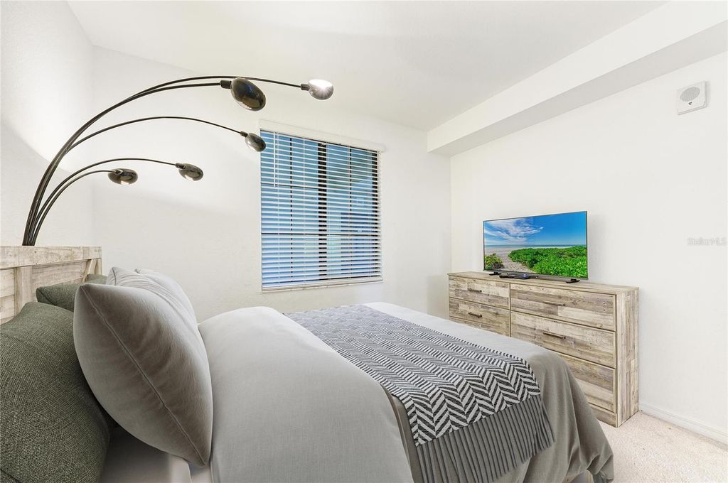 Image 31 of property listing at 18114 GAWTHROP DRIVE 204, Bradenton, FL 34211