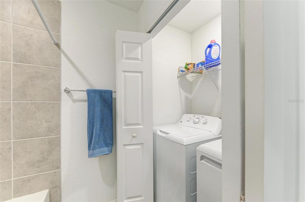 Image 35 of property listing at 18114 GAWTHROP DRIVE 204, Bradenton, FL 34211