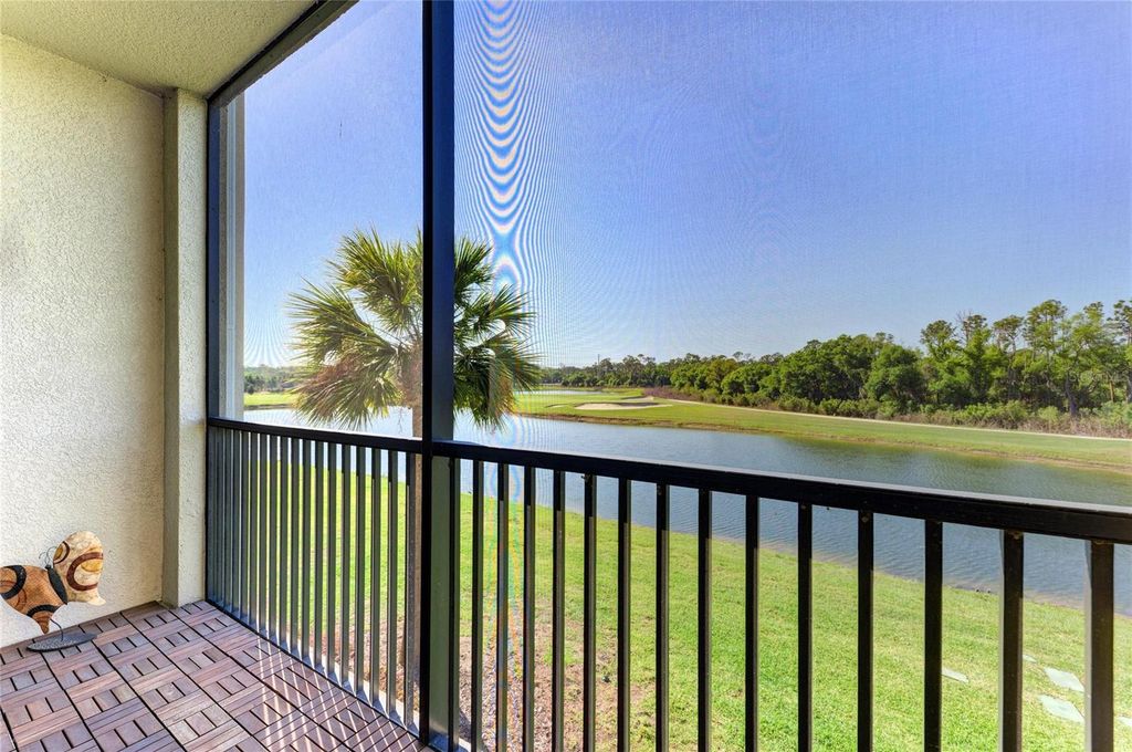 Image 38 of property listing at 18114 GAWTHROP DRIVE 204, Bradenton, FL 34211
