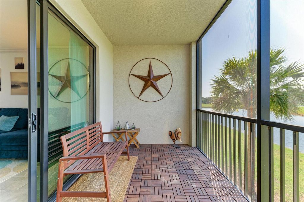 Image 39 of property listing at 18114 GAWTHROP DRIVE 204, Bradenton, FL 34211