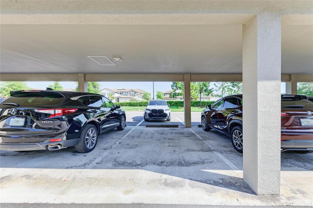 Image 44 of property listing at 18114 GAWTHROP DRIVE 204, Bradenton, FL 34211