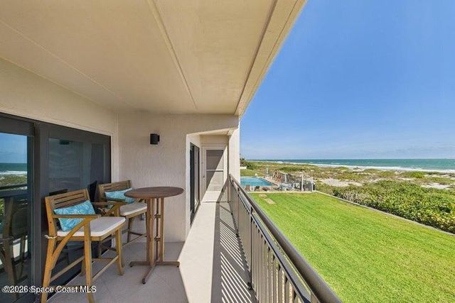 1305 S Atlantic Avenue 210, Cocoa Beach, FL 32931