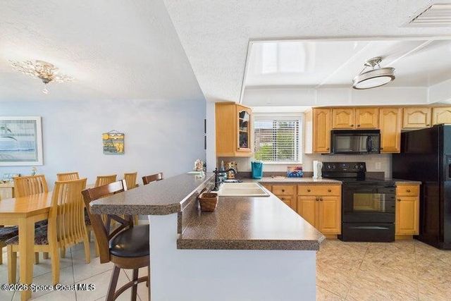 1305 S Atlantic Avenue 210, Cocoa Beach, FL 32931