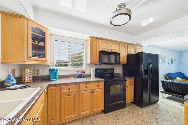 1305 S Atlantic Avenue 210, Cocoa Beach, FL 32931