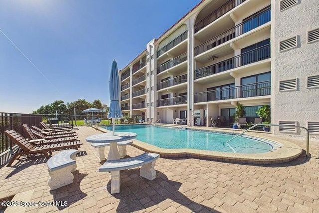 1305 S Atlantic Avenue 210, Cocoa Beach, FL 32931