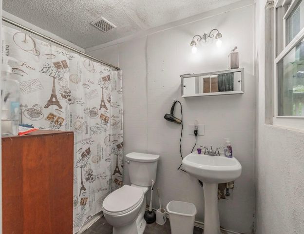 1941 Michael Court, Pelican Bay, TX 76020