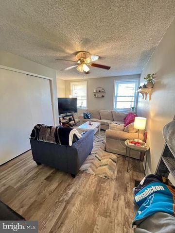 125 MAPLE ST, Conshohocken, PA 19428