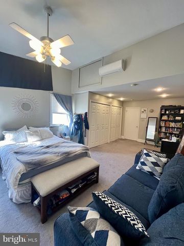 125 MAPLE ST, Conshohocken, PA 19428