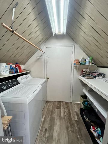 125 MAPLE ST, Conshohocken, PA 19428