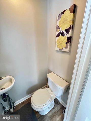 125 MAPLE ST, Conshohocken, PA 19428