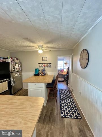 125 MAPLE ST, Conshohocken, PA 19428