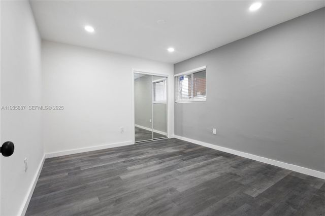 26 NW 34th Ter 26, Miami, FL 33127